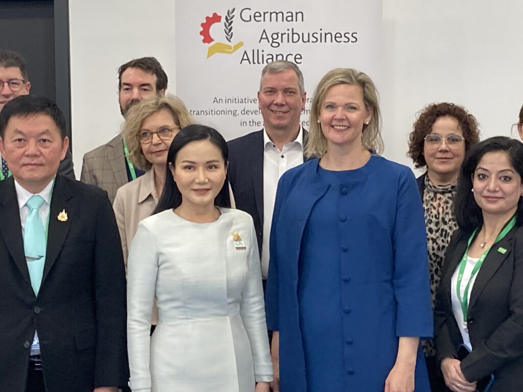 Thailands Landwirtschaftsministerin Prof. Dr. Narumon Pinyosinwat anlässlich des GFFA 2025 in Berlin